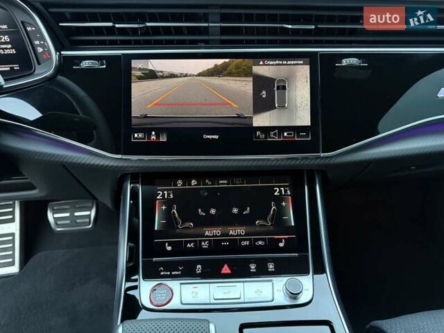 Черный Ауди SQ7, объемом двигателя 4 л и пробегом 20 тыс. км за 107000 $, фото 33 на Automoto.ua
