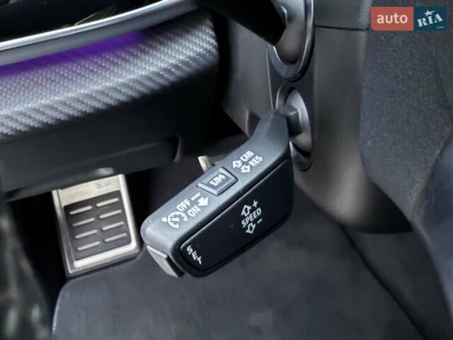 Черный Ауди SQ7, объемом двигателя 4 л и пробегом 20 тыс. км за 107000 $, фото 36 на Automoto.ua