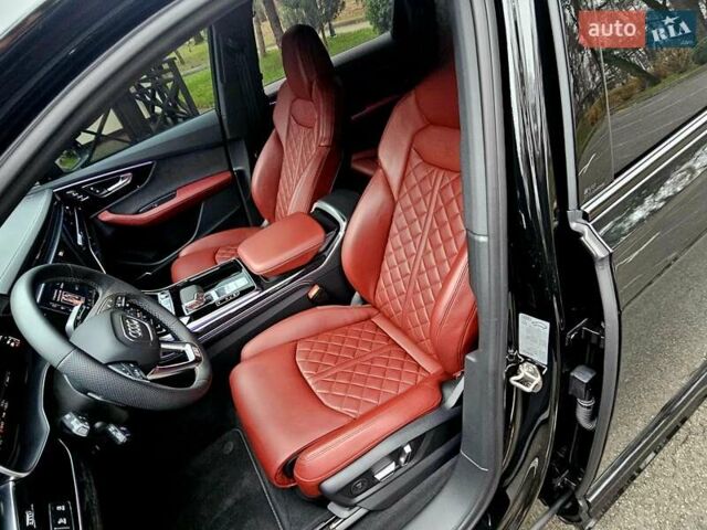 Чорний Ауді SQ7, об'ємом двигуна 4 л та пробігом 42 тис. км за 103000 $, фото 38 на Automoto.ua