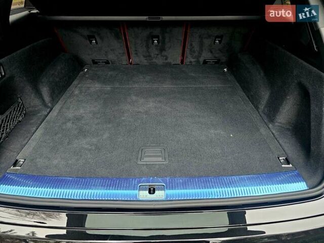 Чорний Ауді SQ7, об'ємом двигуна 4 л та пробігом 42 тис. км за 103000 $, фото 43 на Automoto.ua