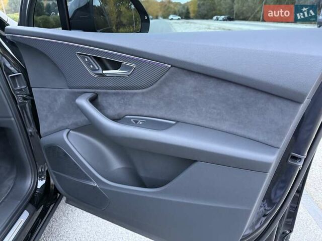 Черный Ауди SQ7, объемом двигателя 4 л и пробегом 20 тыс. км за 107000 $, фото 23 на Automoto.ua