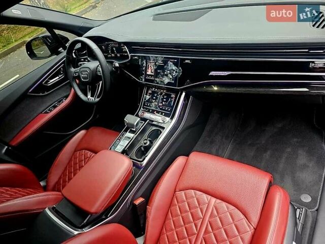 Чорний Ауді SQ7, об'ємом двигуна 4 л та пробігом 42 тис. км за 103000 $, фото 3 на Automoto.ua