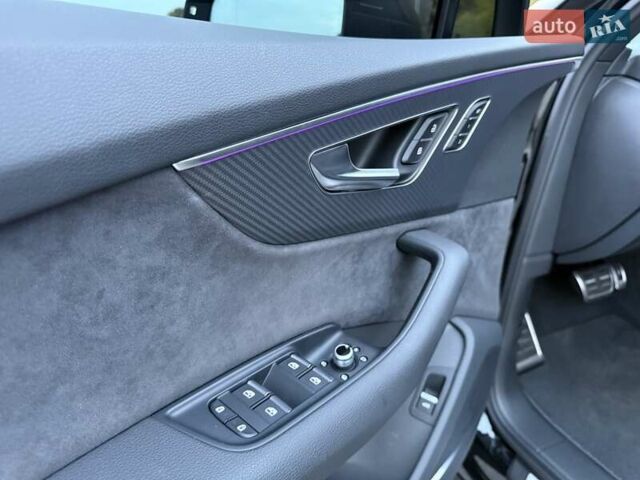 Черный Ауди SQ7, объемом двигателя 4 л и пробегом 20 тыс. км за 107000 $, фото 14 на Automoto.ua