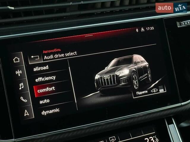 Черный Ауди SQ7, объемом двигателя 4 л и пробегом 20 тыс. км за 109900 $, фото 87 на Automoto.ua