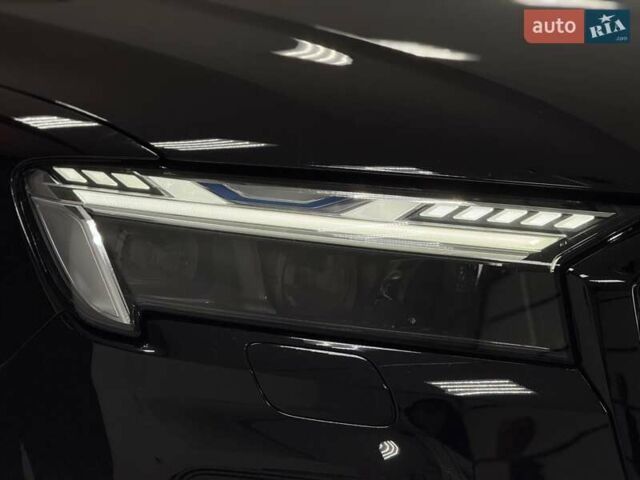 Чорний Ауді SQ7, об'ємом двигуна 4 л та пробігом 9 тис. км за 113500 $, фото 35 на Automoto.ua