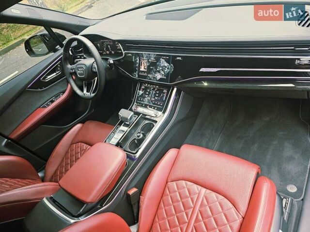 Чорний Ауді SQ7, об'ємом двигуна 4 л та пробігом 42 тис. км за 103000 $, фото 48 на Automoto.ua