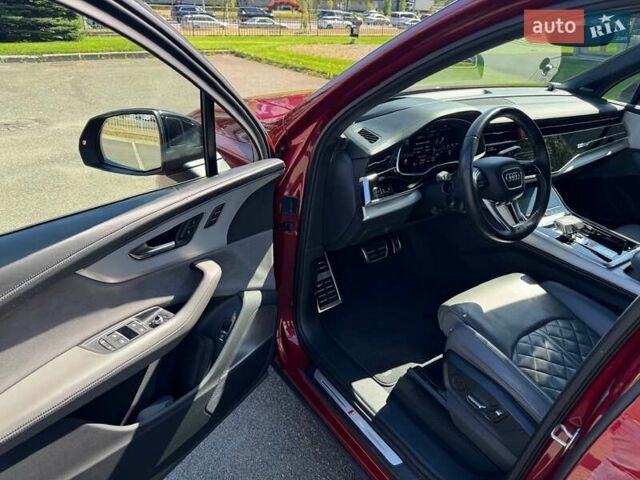 Красный Ауди SQ7, объемом двигателя 4 л и пробегом 73 тыс. км за 85000 $, фото 32 на Automoto.ua