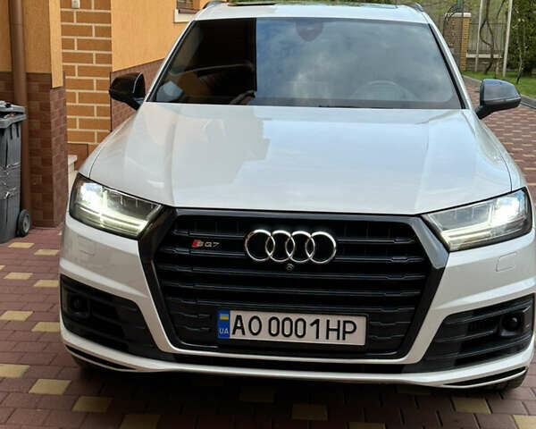 Ауді SQ7, об'ємом двигуна 4 л та пробігом 226 тис. км за 49000 $, фото 4 на Automoto.ua