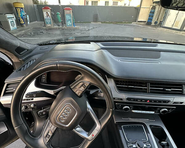 Ауди SQ7, объемом двигателя 3.96 л и пробегом 166 тыс. км за 67000 $, фото 5 на Automoto.ua