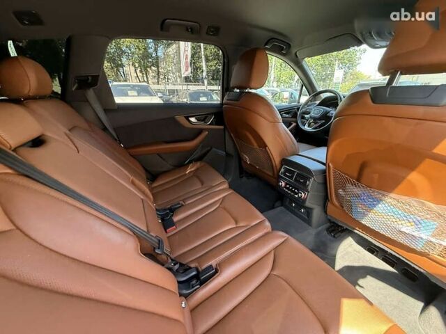 Ауди SQ7, объемом двигателя 4 л и пробегом 101 тыс. км за 65000 $, фото 28 на Automoto.ua