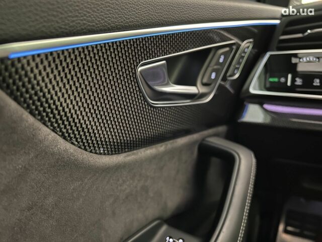 Ауді SQ7, об'ємом двигуна 4 л та пробігом 96 тис. км за 92269 $, фото 5 на Automoto.ua