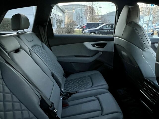 Ауди SQ7, объемом двигателя 3.96 л и пробегом 32 тыс. км за 114005 $, фото 14 на Automoto.ua
