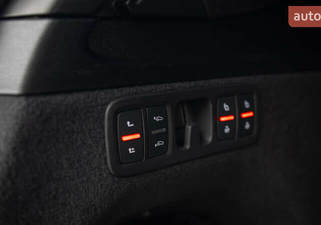 Ауді SQ7, об'ємом двигуна 4 л та пробігом 80 тис. км за 99000 $, фото 81 на Automoto.ua