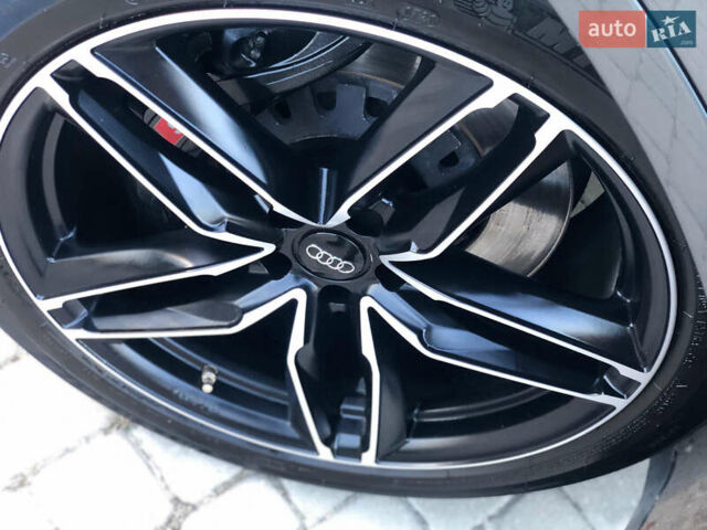 Серый Ауди SQ7, объемом двигателя 3.96 л и пробегом 103 тыс. км за 62000 $, фото 7 на Automoto.ua