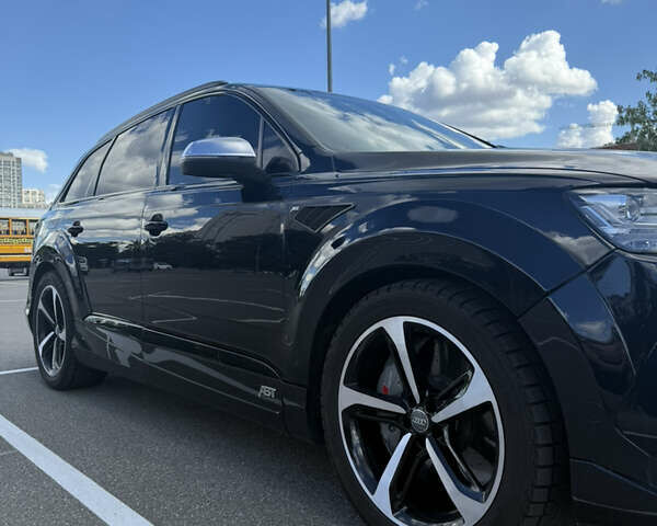 Серый Ауди SQ7, объемом двигателя 3.96 л и пробегом 173 тыс. км за 49999 $, фото 7 на Automoto.ua