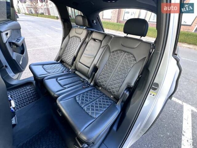 Серый Ауди SQ7, объемом двигателя 3.96 л и пробегом 96 тыс. км за 55750 $, фото 54 на Automoto.ua