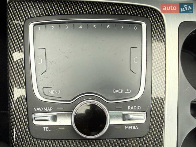 Сірий Ауді SQ7, об'ємом двигуна 4 л та пробігом 148 тис. км за 46999 $, фото 90 на Automoto.ua