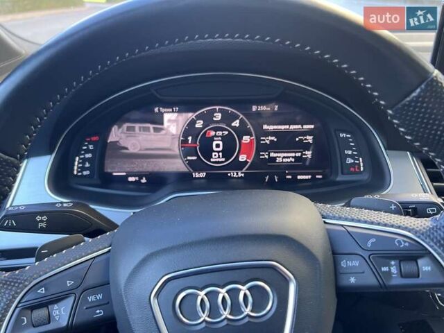 Серый Ауди SQ7, объемом двигателя 3.96 л и пробегом 96 тыс. км за 55750 $, фото 111 на Automoto.ua