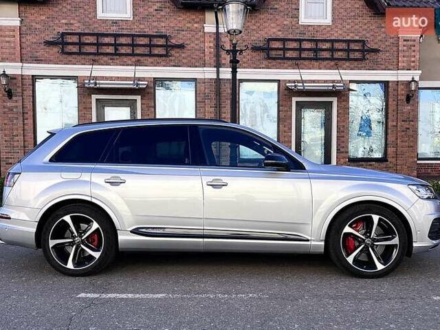 Серый Ауди SQ7, объемом двигателя 3.96 л и пробегом 96 тыс. км за 55750 $, фото 18 на Automoto.ua