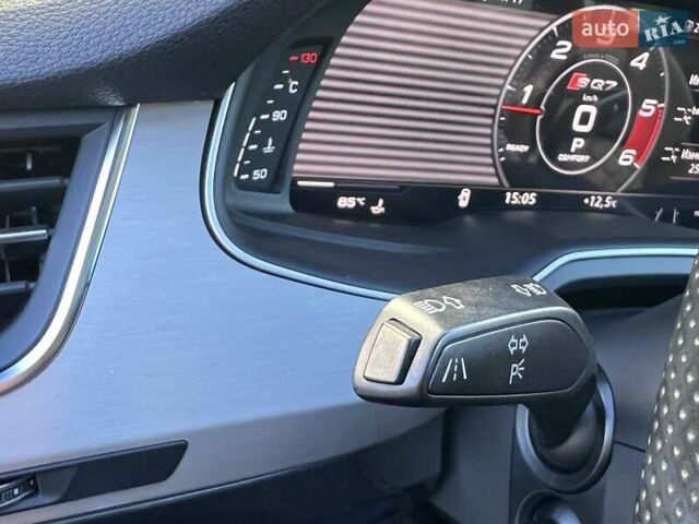 Серый Ауди SQ7, объемом двигателя 3.96 л и пробегом 96 тыс. км за 55750 $, фото 107 на Automoto.ua