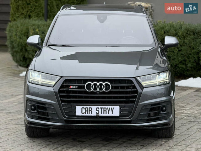 Сірий Ауді SQ7, об'ємом двигуна 4 л та пробігом 148 тис. км за 46999 $, фото 16 на Automoto.ua