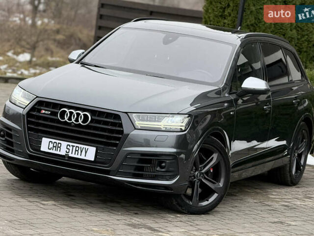 Сірий Ауді SQ7, об'ємом двигуна 4 л та пробігом 148 тис. км за 46999 $, фото 5 на Automoto.ua