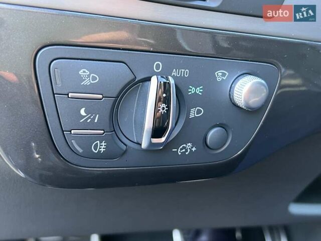 Серый Ауди SQ7, объемом двигателя 3.96 л и пробегом 96 тыс. км за 55750 $, фото 108 на Automoto.ua