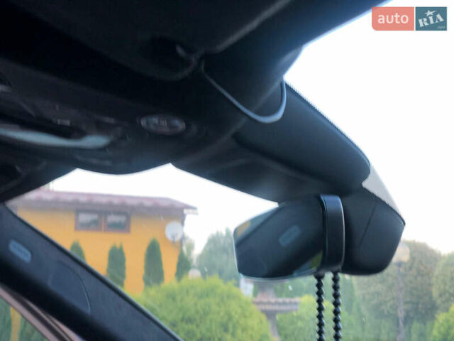 Серый Ауди SQ7, объемом двигателя 3.96 л и пробегом 103 тыс. км за 62000 $, фото 113 на Automoto.ua