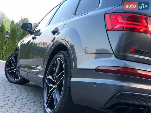 Серый Ауди SQ7, объемом двигателя 3.96 л и пробегом 103 тыс. км за 62000 $, фото 40 на Automoto.ua