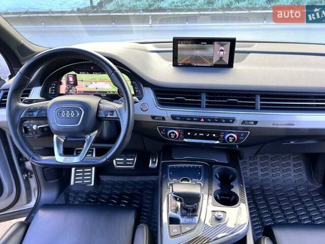 Серый Ауди SQ7, объемом двигателя 3.96 л и пробегом 96 тыс. км за 55750 $, фото 69 на Automoto.ua