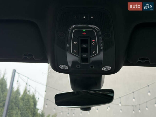 Сірий Ауді SQ7, об'ємом двигуна 4 л та пробігом 148 тис. км за 46999 $, фото 67 на Automoto.ua