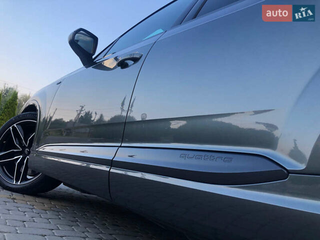 Серый Ауди SQ7, объемом двигателя 3.96 л и пробегом 103 тыс. км за 62000 $, фото 57 на Automoto.ua