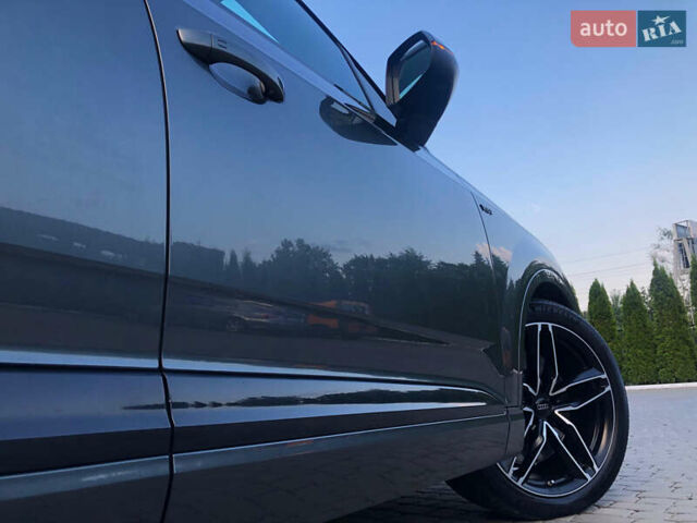 Серый Ауди SQ7, объемом двигателя 3.96 л и пробегом 103 тыс. км за 62000 $, фото 26 на Automoto.ua