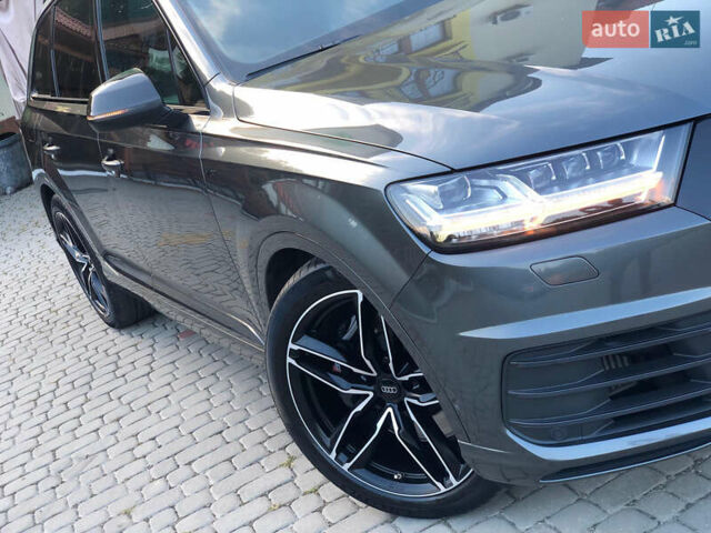 Серый Ауди SQ7, объемом двигателя 3.96 л и пробегом 103 тыс. км за 62000 $, фото 28 на Automoto.ua