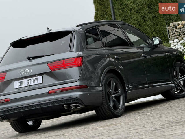 Сірий Ауді SQ7, об'ємом двигуна 4 л та пробігом 148 тис. км за 46999 $, фото 33 на Automoto.ua
