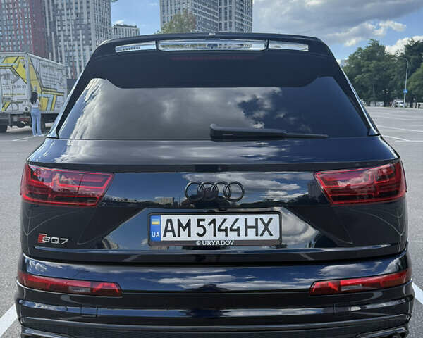 Серый Ауди SQ7, объемом двигателя 3.96 л и пробегом 173 тыс. км за 49999 $, фото 10 на Automoto.ua