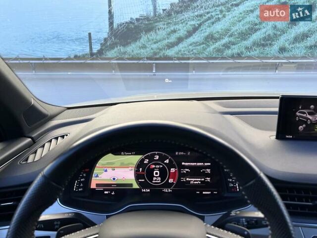 Серый Ауди SQ7, объемом двигателя 3.96 л и пробегом 96 тыс. км за 55750 $, фото 81 на Automoto.ua
