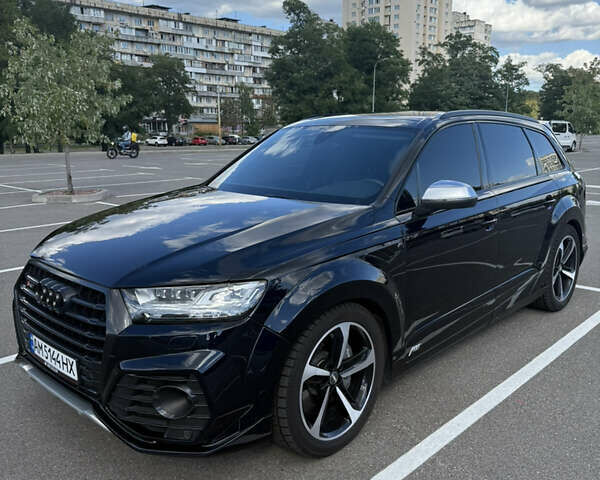 Серый Ауди SQ7, объемом двигателя 3.96 л и пробегом 173 тыс. км за 49999 $, фото 3 на Automoto.ua