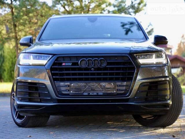 Сірий Ауді SQ7, об'ємом двигуна 3.96 л та пробігом 100 тис. км за 73500 $, фото 1 на Automoto.ua