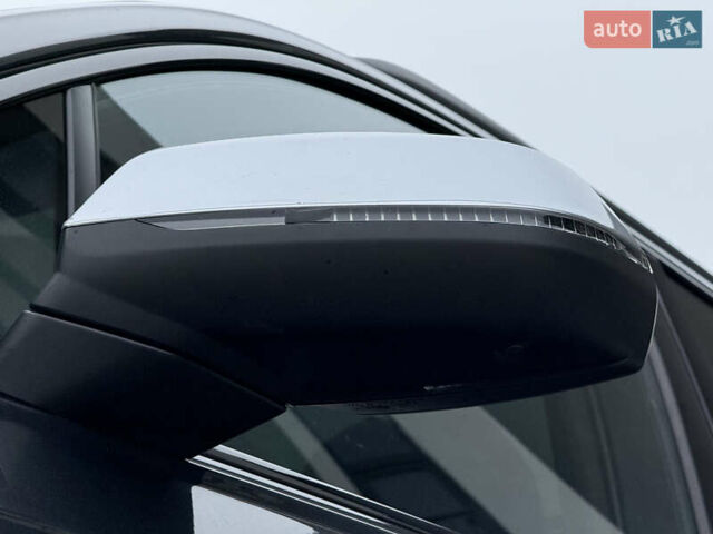 Сірий Ауді SQ7, об'ємом двигуна 4 л та пробігом 148 тис. км за 46999 $, фото 14 на Automoto.ua