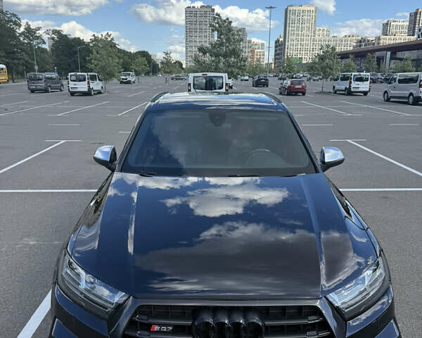 Серый Ауди SQ7, объемом двигателя 3.96 л и пробегом 173 тыс. км за 49999 $, фото 8 на Automoto.ua