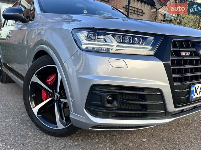 Серый Ауди SQ7, объемом двигателя 3.96 л и пробегом 96 тыс. км за 55750 $, фото 8 на Automoto.ua