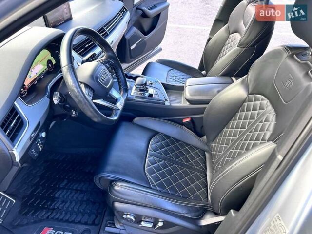 Серый Ауди SQ7, объемом двигателя 3.96 л и пробегом 96 тыс. км за 55750 $, фото 49 на Automoto.ua