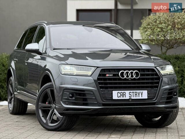Сірий Ауді SQ7, об'ємом двигуна 4 л та пробігом 148 тис. км за 46999 $, фото 24 на Automoto.ua