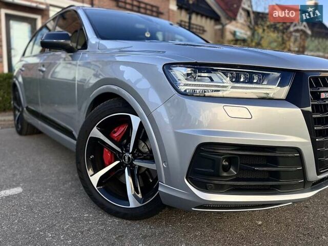 Серый Ауди SQ7, объемом двигателя 3.96 л и пробегом 96 тыс. км за 55750 $, фото 11 на Automoto.ua