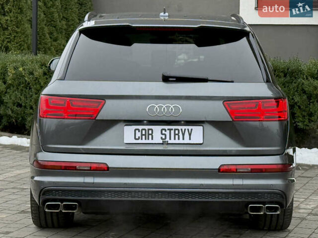 Сірий Ауді SQ7, об'ємом двигуна 4 л та пробігом 148 тис. км за 46999 $, фото 38 на Automoto.ua