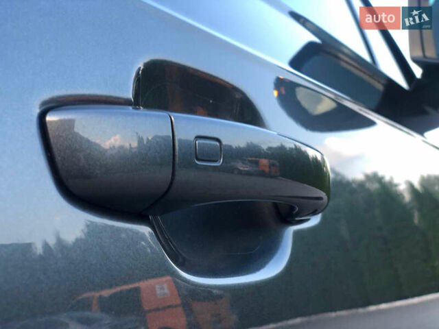 Серый Ауди SQ7, объемом двигателя 3.96 л и пробегом 103 тыс. км за 62000 $, фото 25 на Automoto.ua