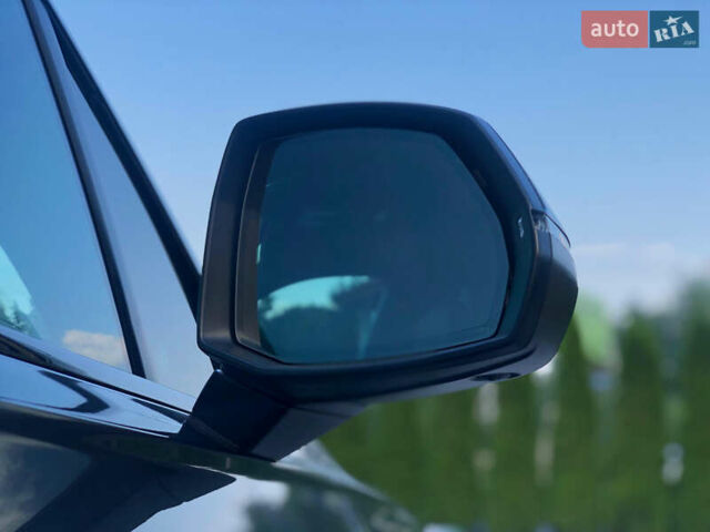 Серый Ауди SQ7, объемом двигателя 3.96 л и пробегом 103 тыс. км за 62000 $, фото 17 на Automoto.ua