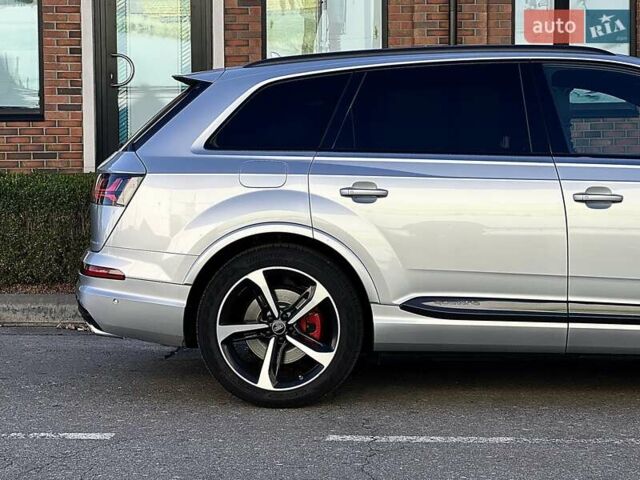 Серый Ауди SQ7, объемом двигателя 3.96 л и пробегом 96 тыс. км за 55750 $, фото 20 на Automoto.ua