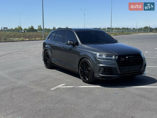 Серый Ауди SQ7, объемом двигателя 3.96 л и пробегом 174 тыс. км за 57500 $, фото 5 на Automoto.ua
